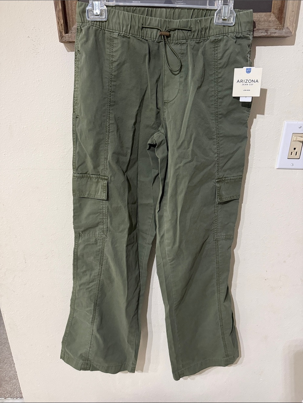 NWT Arizona Jean Company Olive Green Women's Cargo Pants